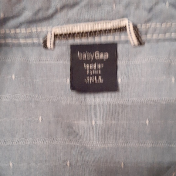 Baby Gap size 2 button up shirt - Picture 5 of 5